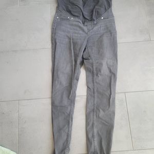 Maternity jeans